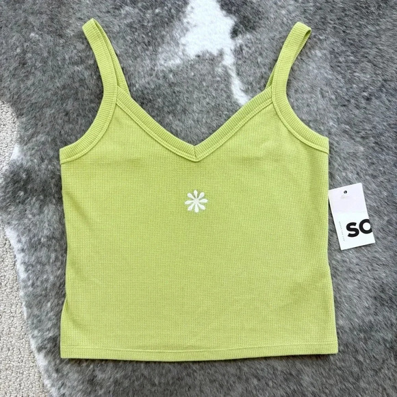 NWT Daisy Crop Tank Top - Picture 2 of 11